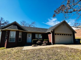 1109 9th St, Barling, AR 72923