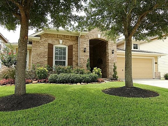 If curb appeal lures you in...you won't be disappointed!