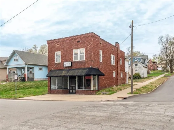 3002 Lafayette St, Saint Joseph, MO 64507