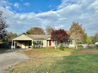 1609 Barkley Bridge Rd, Hartselle, AL 35640