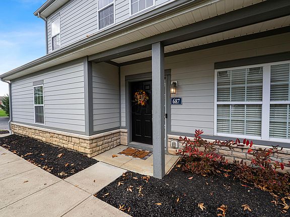 3rd image of 687 Wintergreen Way