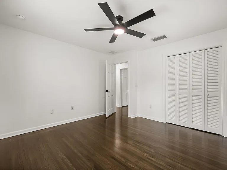 1440 Bonnie Burn Cir — Photo 22