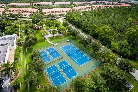 Pickleball  Tennis