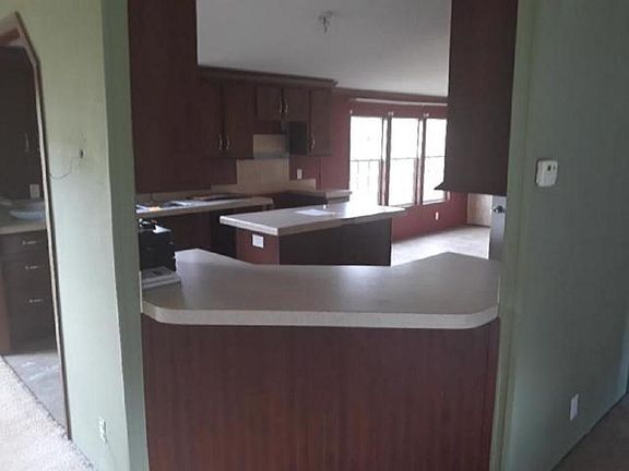 3rd image of 361 Glade Hill Dr