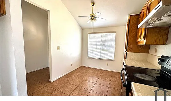 2101 E Pinedale Ave — Photo 4