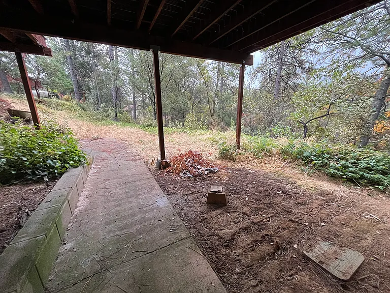 1860 Point View Dr #3 — Photo 26