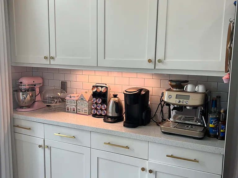 7527 Hazard Center Dr — Photo 4