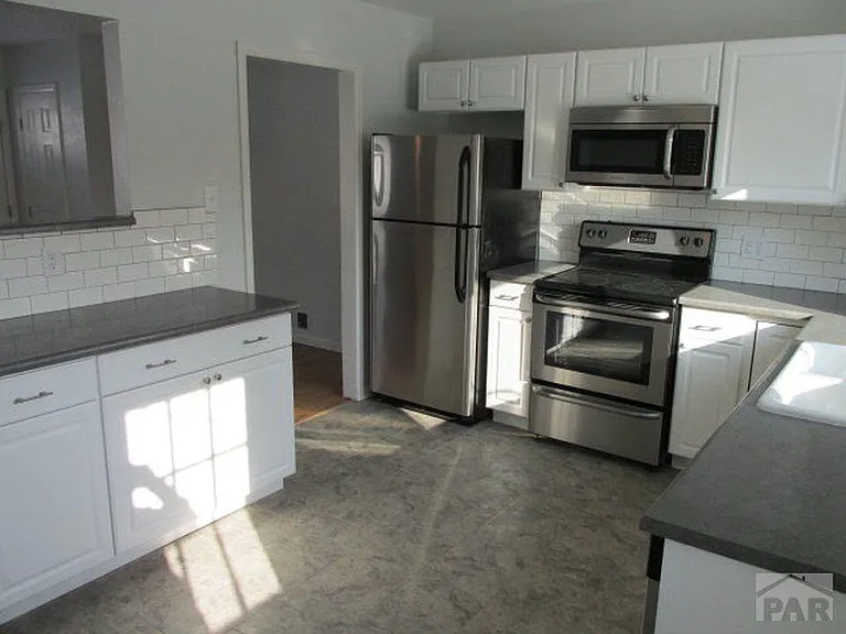 Miramar Dr — Photo 3