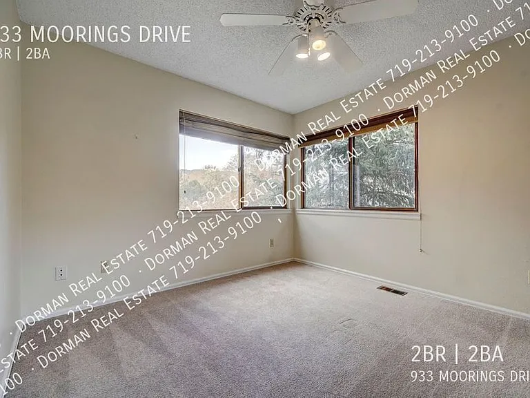 933 Moorings Dr — Photo 13