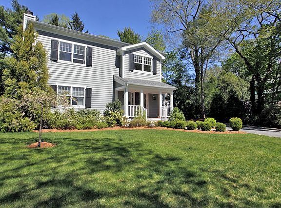 2nd image of 48 Sheldrake Ave