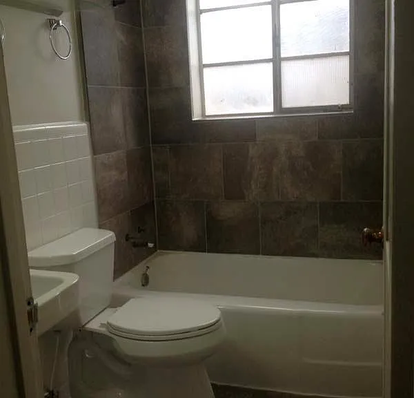 283 E 4th Ave #7 — Photo 8