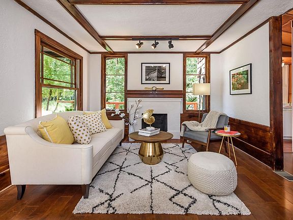 4th image of 12 Madrone Road