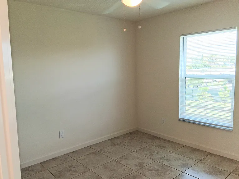 803 Angela Ave #202 — Photo 8