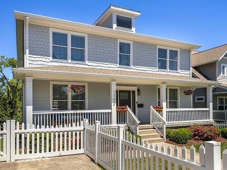 1102 Caldwell Ave — Photo 45