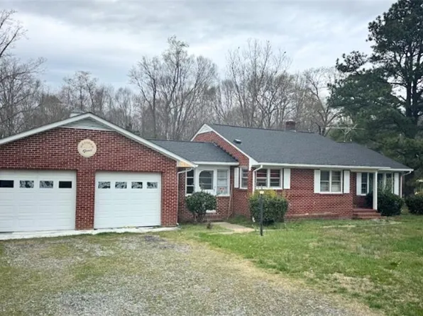 449 Devils Three Jump Rd, Little Plymouth, VA 23091