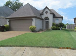 7872 Windy Willow Rd, Memphis, TN 38125