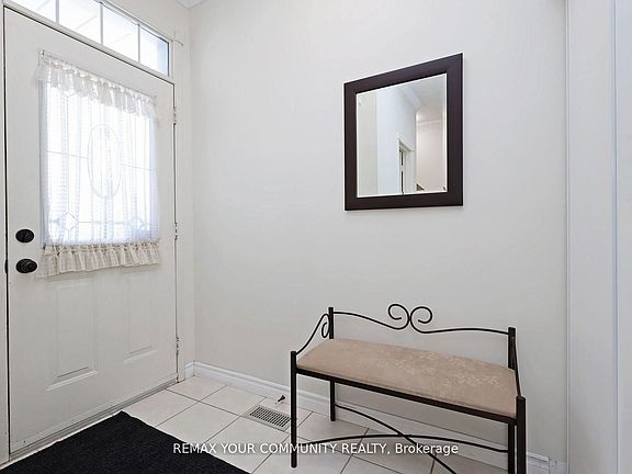 4th image of 30 Trout Lily Ave