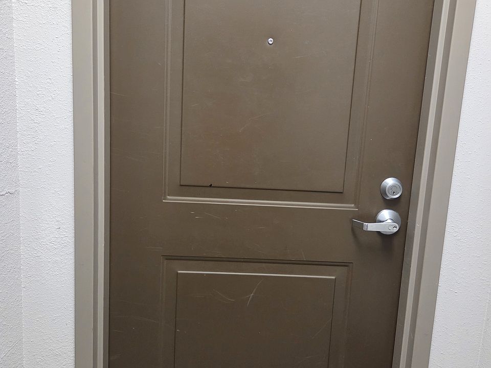 Unit door