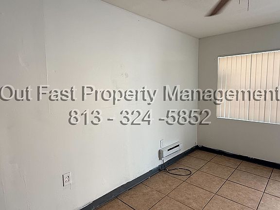 3rd image of 9718 N Nebraska Ave #8