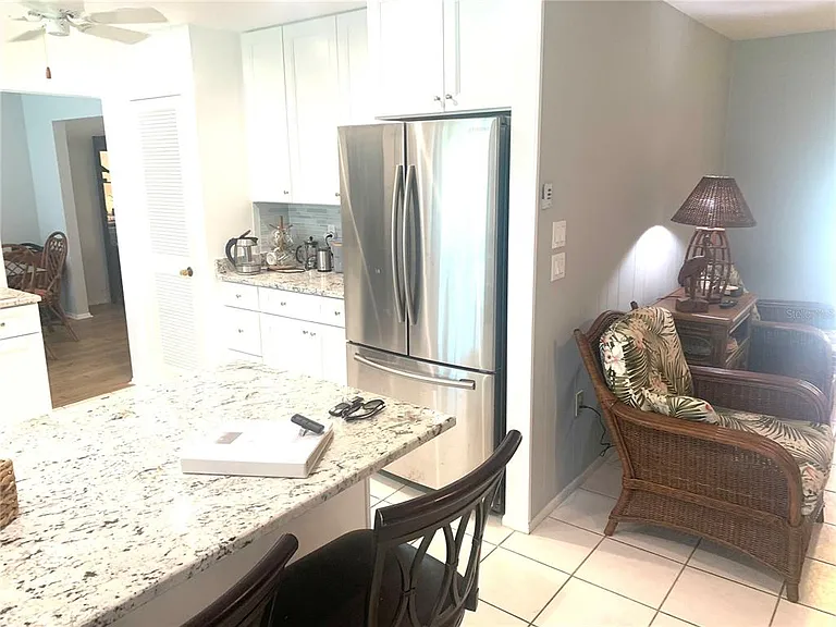 1714 Meadowood St — Photo 25