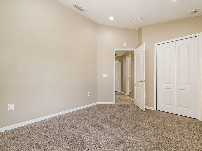 12704 Evington Point Dr — Photo 13
