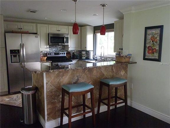 5th image of 2730 Regatta Dr