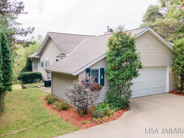 6088 138th Ave, Holland, MI 49423