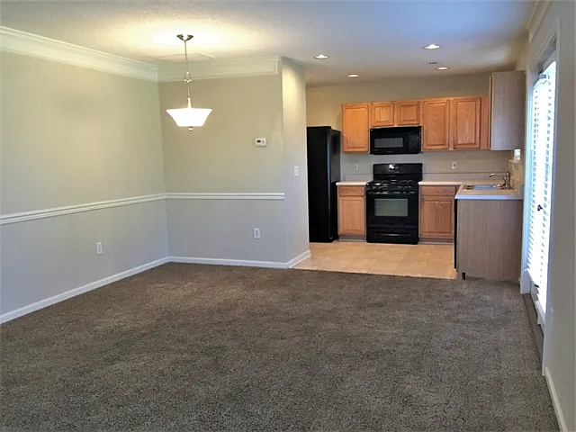 5915 Leawood Run Ct — Photo 4