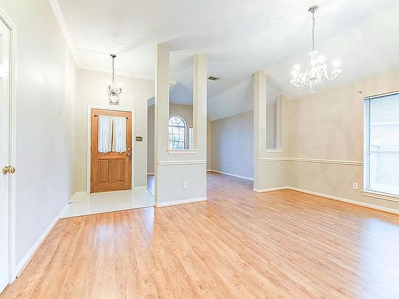 2nd image of 3110 Rosston Cir