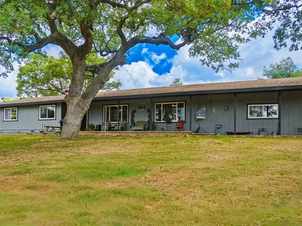 1541 Round Potrero Rd, Potrero, CA 91963