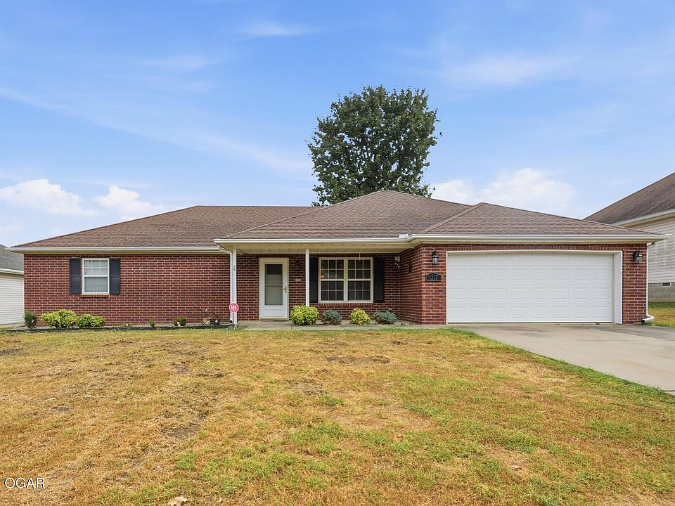 1st image of 1317 Fox Ridge Ln
