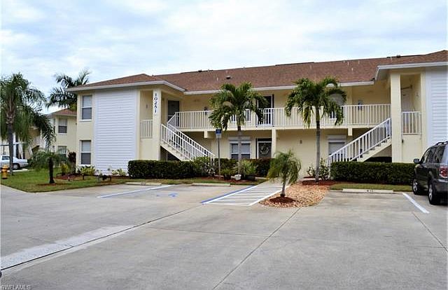 1st image of 10251 Maddox Ln APT 412