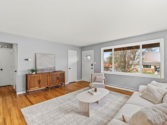 5th image of 2215 Ronda Ave