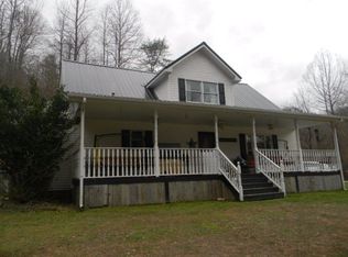 676 Hurricane Br, Boons Camp, KY 41204