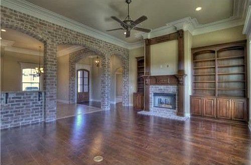 5th image of 746 Dumaine Dr