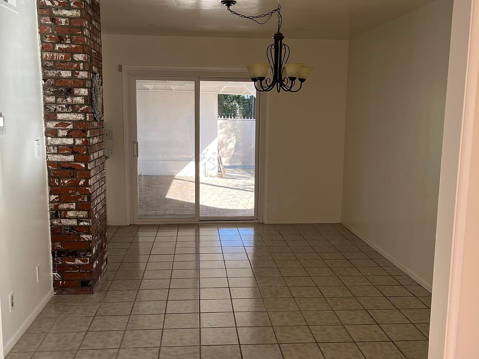 1st image of 813 23rd St #813