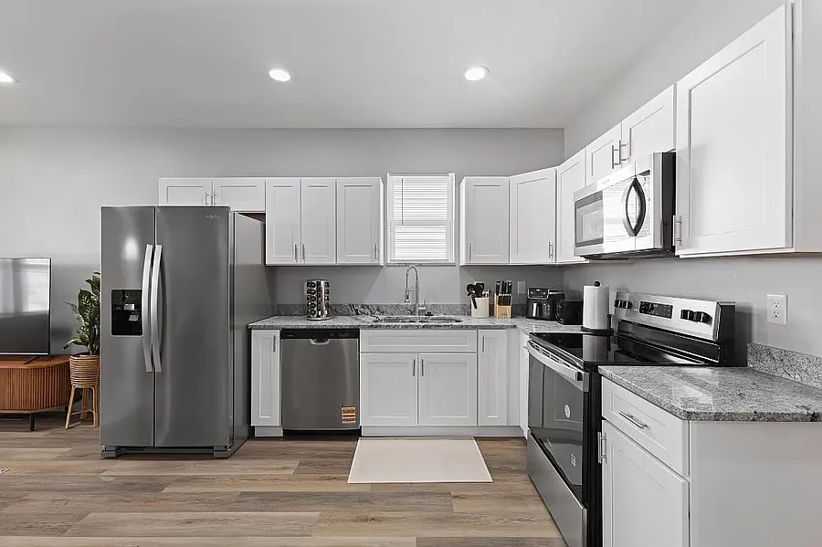 44 E Parkview Ave — Photo 3