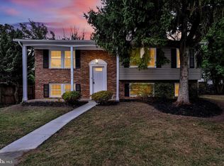 8722 Littlewood Rd, Parkville, MD 21234