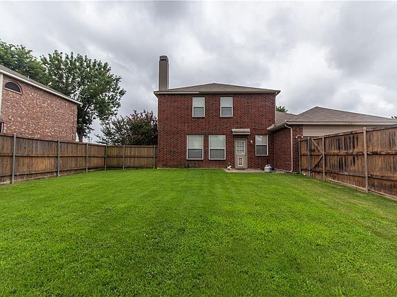 3rd image of 706 Hugh Walker Dr