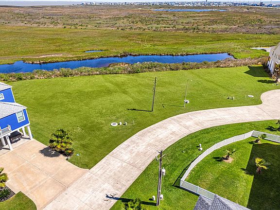 2nd image of 25018 Coronado Ct