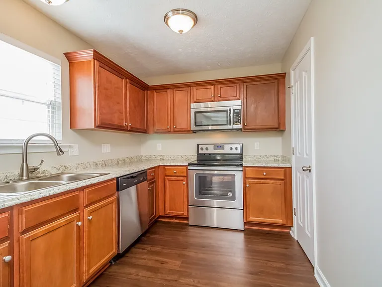 1057 Tammy Sue Ln — Photo 8