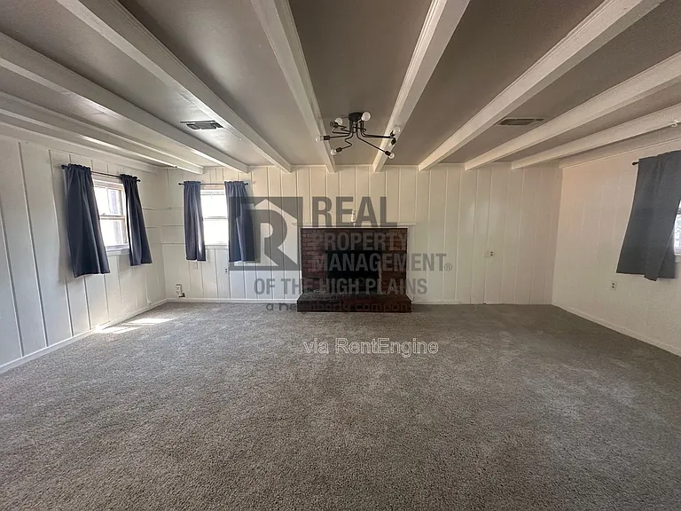 3007 S Washington St — Photo 5