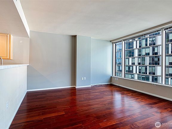 5th image of 177 107th Avenue NE #1501