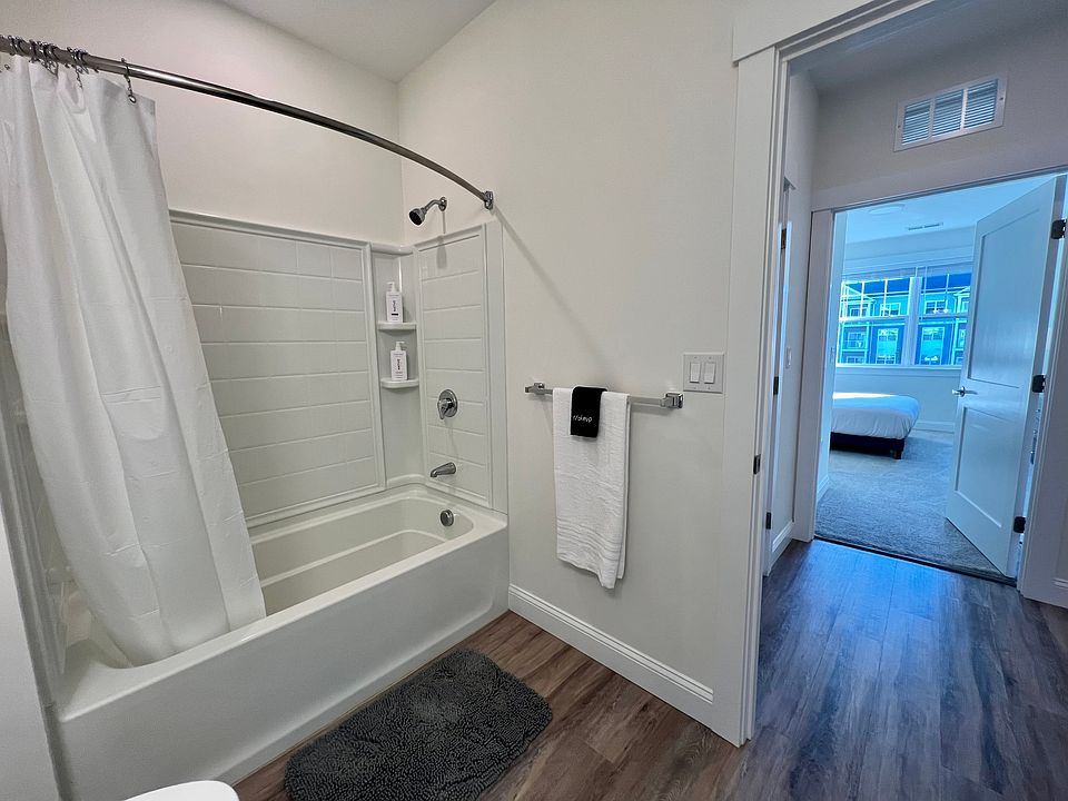 Full bathroom with bathtub/shower combo
