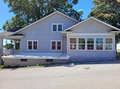 New Windows make this home very pleasing to the eye.