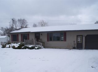4469 S Curry Dr, Traverse City, MI 49685