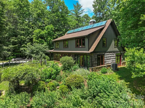 24 Merriwood Way, Arden, NC 28704