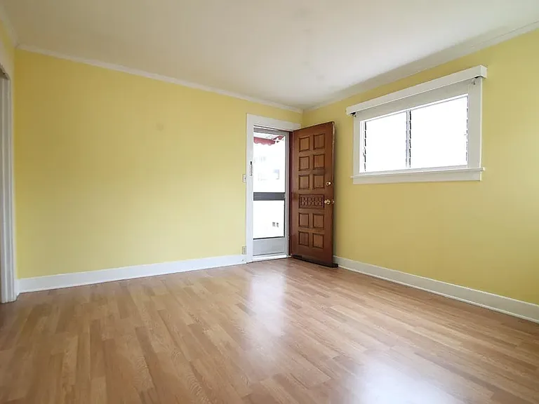 4625 Kingswell Ave — Photo 7