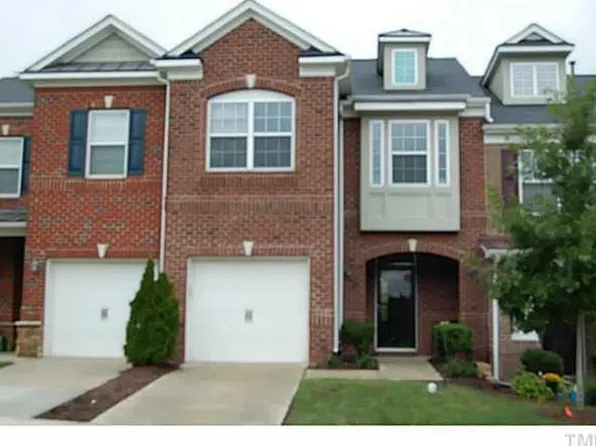 1741 Whirlaway Ct, Cary, NC 27519