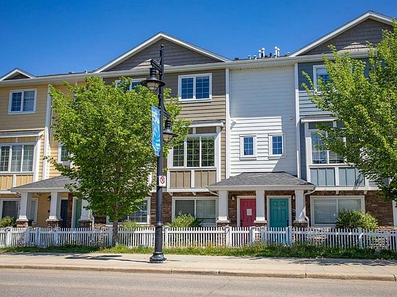 2nd image of 5210 S Lakeshore Dr #103